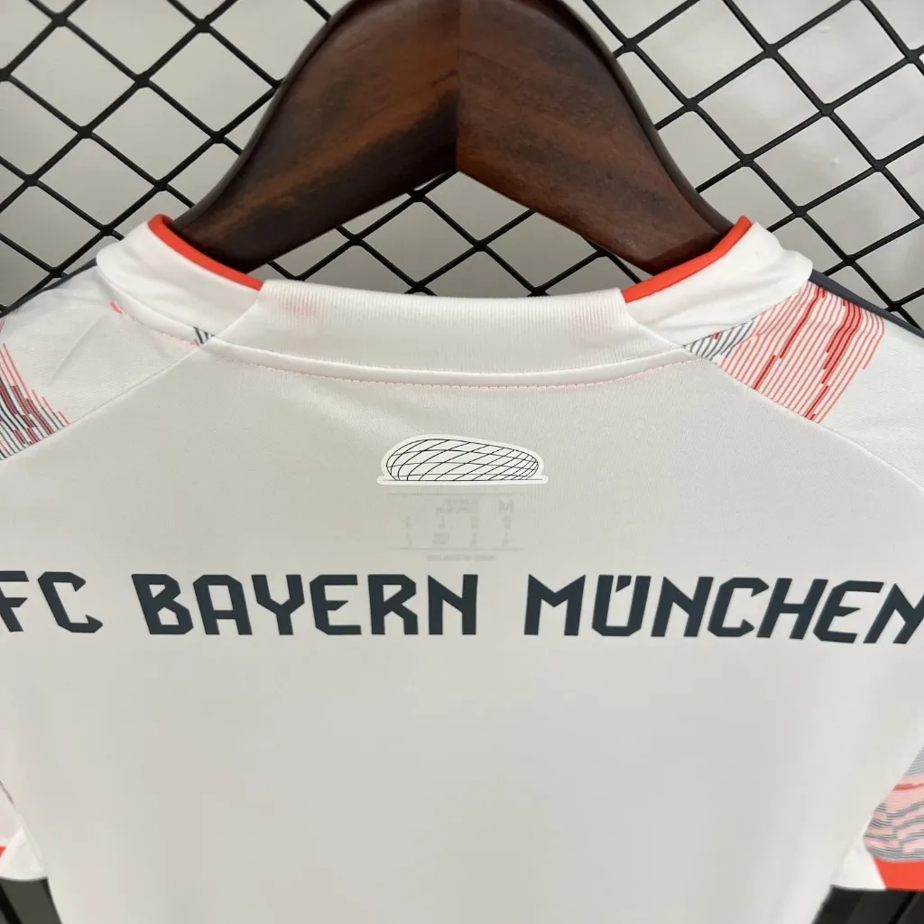 FUTFUSION SHOP_CAMISETAS IMAGENES_Bayern_6f3c91e1.webp